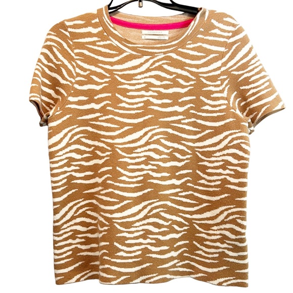Anthropologie Tops - Anthropologie short sleeve sweater